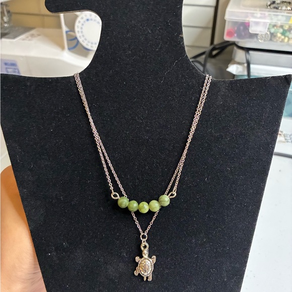 Green Bead Charm and Turtle Pendant Necklace 💚 - Picture 3 of 6